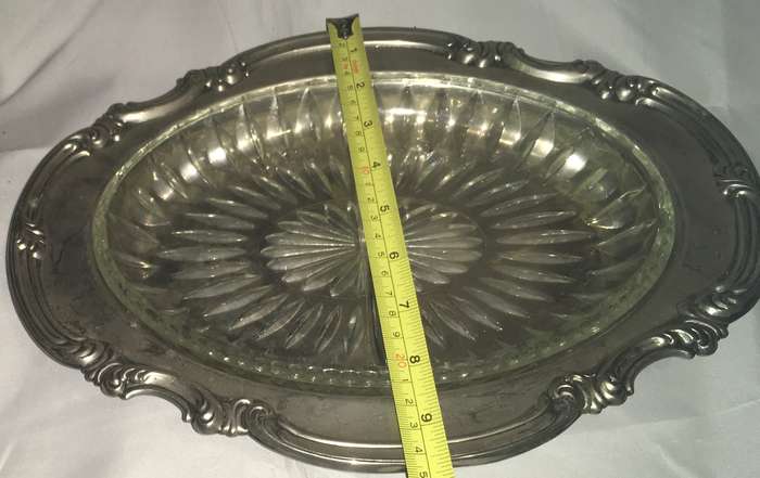 Epns with glass divided relish tray