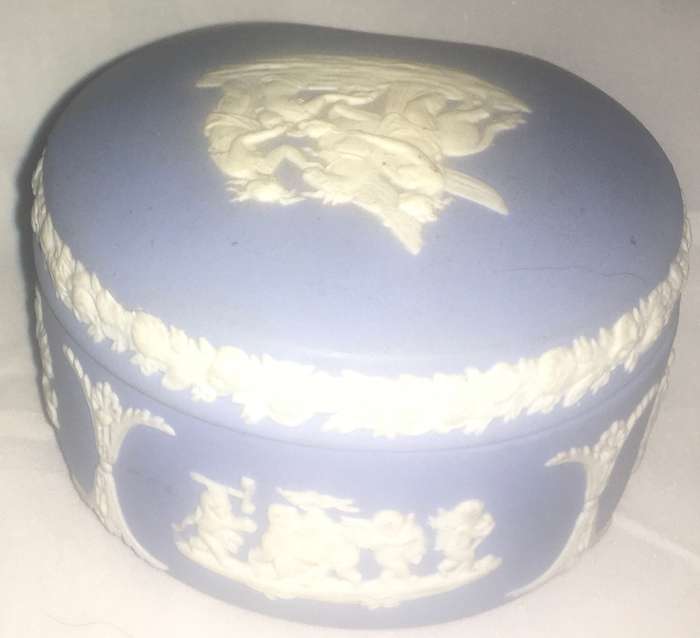 Wedgewood Jasperware powder blue kidney shaped lidded trinket box