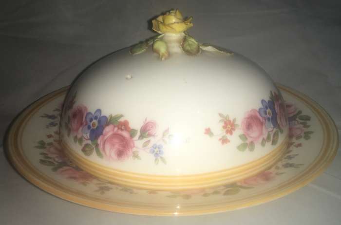 Butter dish - Paragon bone china. England