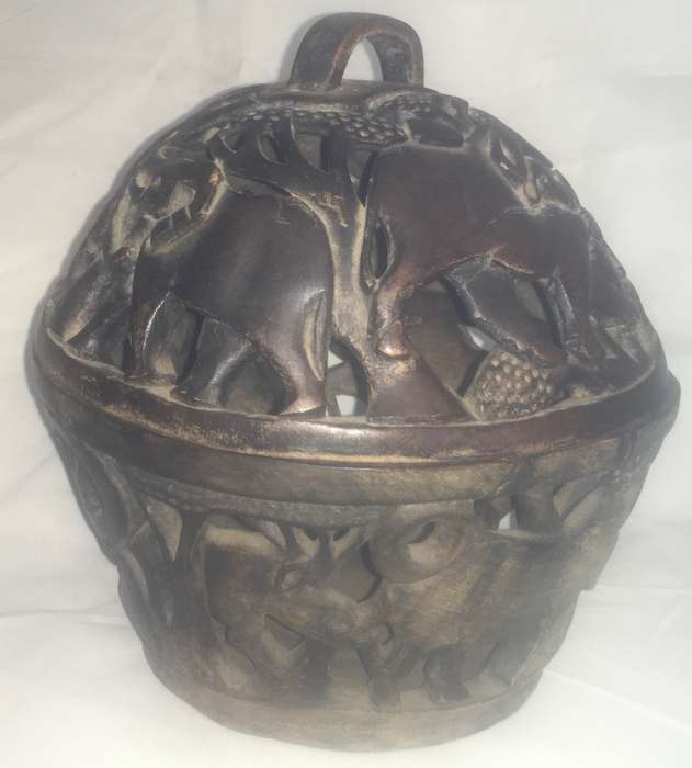Vintage African hand carved safari animals wooden bowl with lid