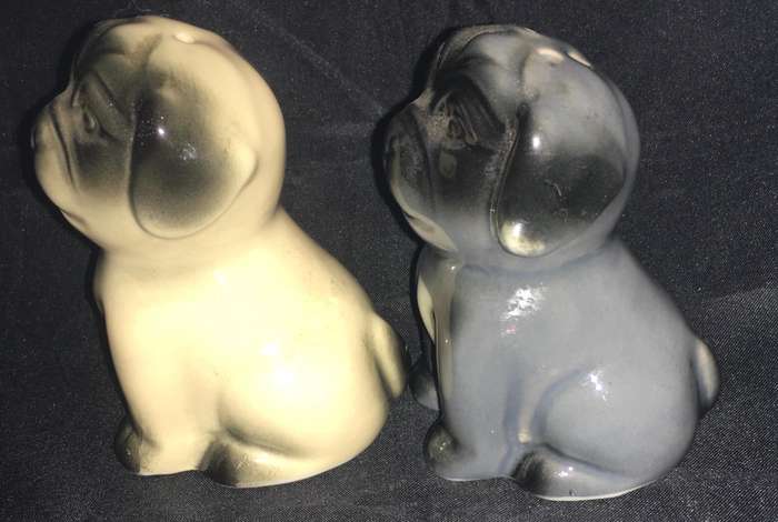 Dogs salt and pepper shakers
