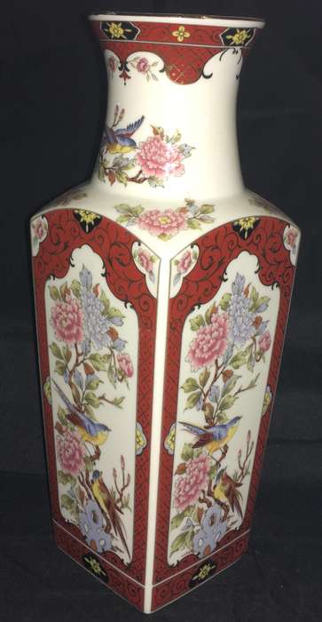 Vase - oriental
