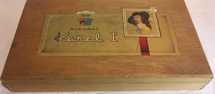 Vintage Karel 1 empty cigar box