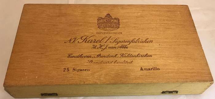 Vintage Karel 1 empty cigar box