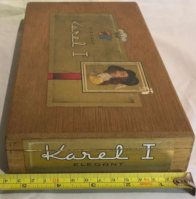 Vintage Karel 1 empty cigar box