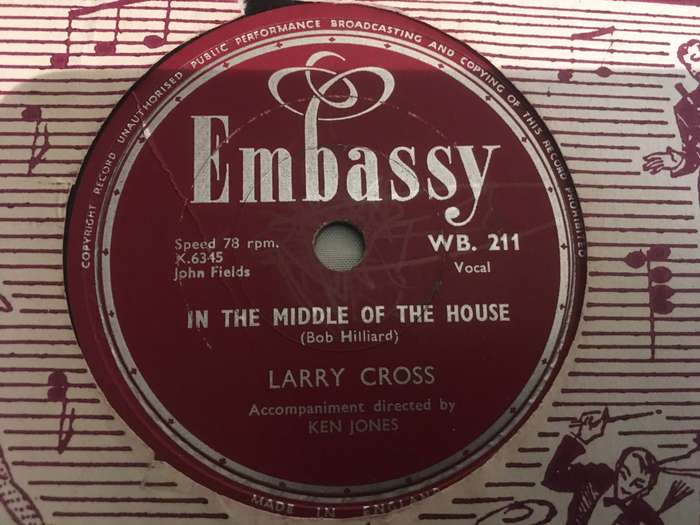 Embassy 78 rpm record X6346. WB 211. Larry Cross. 1950s