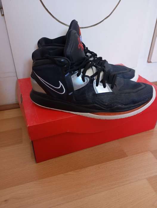 Nike Kyrie 8 infinity fire and ice size 10 sneaker