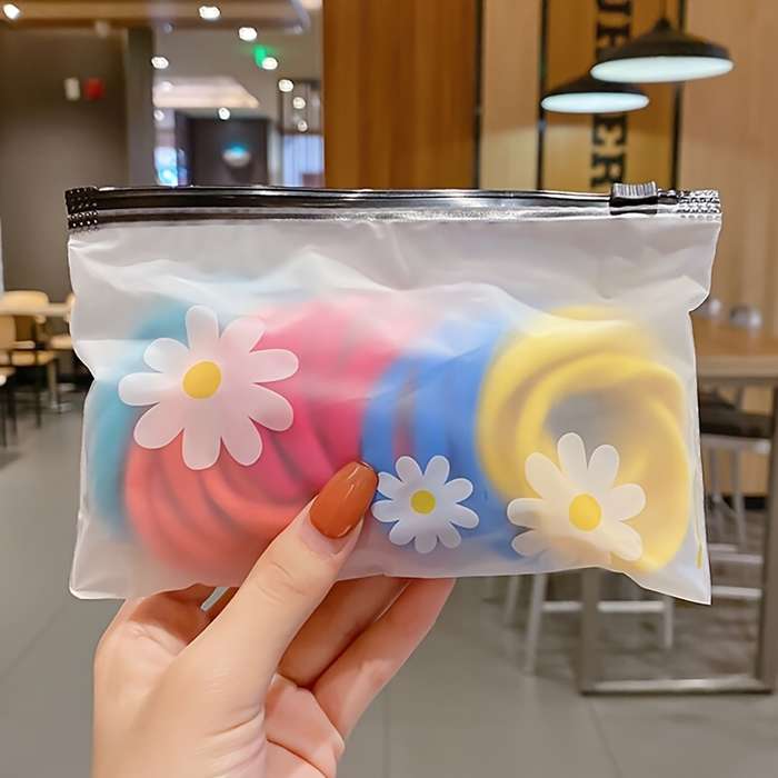 10 Pcs Adorable Daisy Zipper Bags