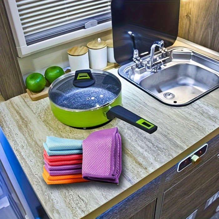 5 magic cleaning cloths