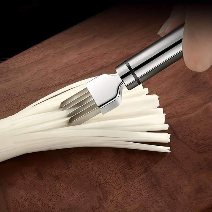Versatile Stainless Steel Kitchen Grater - Perfect For Scallions