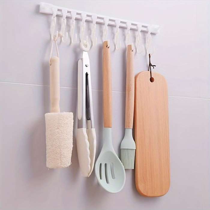 Adjustable Plastic Hanging Rack with Sliding Hooks