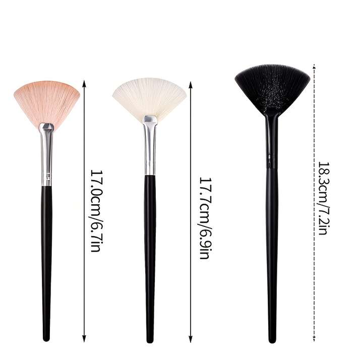 Fan Shape Highlighter Makeup Brush
