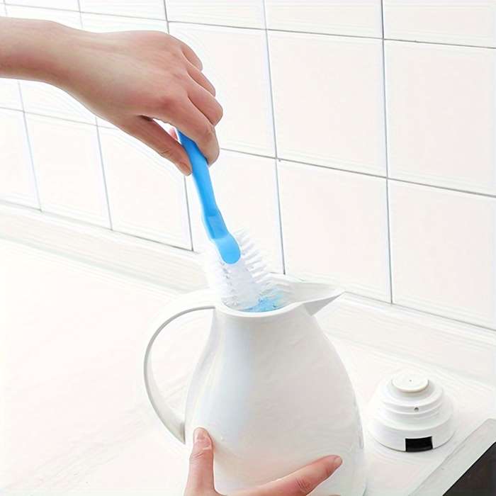 Cup cleaning brush
