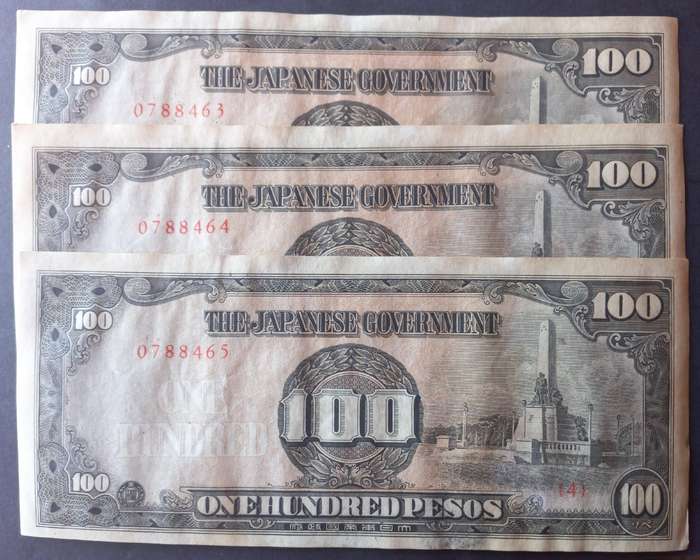 Phillipines  WW2 Japanese Occupied 100 Pesos.  3 notes in sequence.