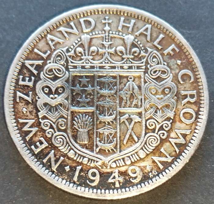 New Zealand 1949 Half Crown