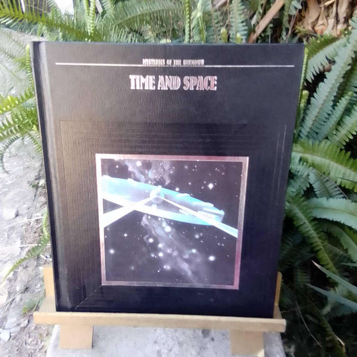 OCCULT COLLECTABLE BOOK: TIME LIFE BOOKS - MYSTERIES OF THE UNKNOWN - TIME AND SPACE - HARDCOVER