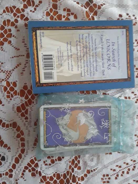 OCCULT COLLECTABLE BOOK WITH CARD DECK - IN SEARCH OF UNICORNS BY SUZANNE STAR + DECK OF CARDS