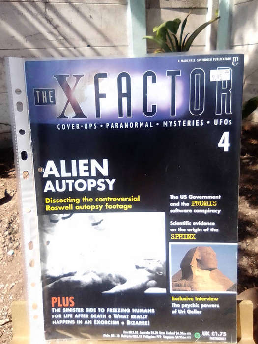 VINTAGE COLLECTABLE THE X FACTOR MAGAZINE ISSUE 1 - 5