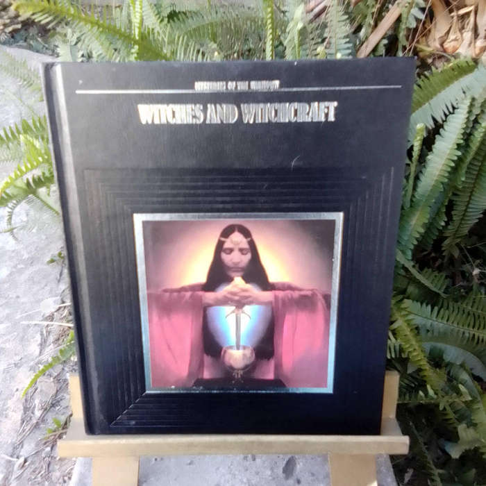 OCCULT COLLECTABLE BOOK: TIME LIFE BOOKS - MYSTERIES OF THE UNKNOWN - WITCHES & WITCHCRAFT