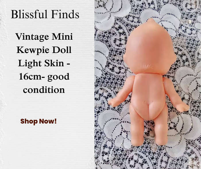 Vintage Mini Kewpie Doll Light Skin - 16cm- good condition