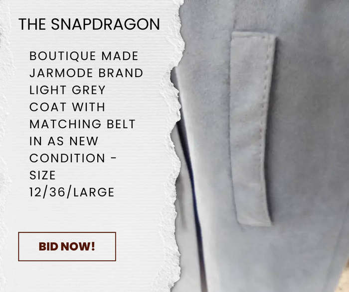 VINTAGE JARMODE BOUTIQUE BRAND LIGHT GREY COAT WITH BEAUTIFUL STITCHING DETAIL ON SLEEVES!!!