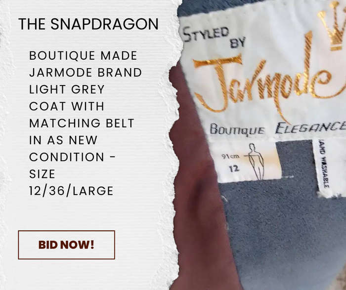 VINTAGE JARMODE BOUTIQUE BRAND LIGHT GREY COAT WITH BEAUTIFUL STITCHING DETAIL ON SLEEVES!!!