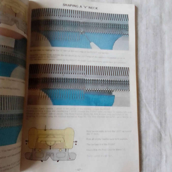Knitting Machine Empisal Knitmaster 321 /323 Manual Instant Punchcard Fashion Book