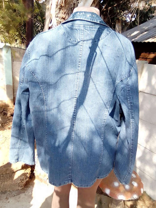 Vintage  D & M Denim Jacket with embroidery and rhinestone detail on collar and pockets