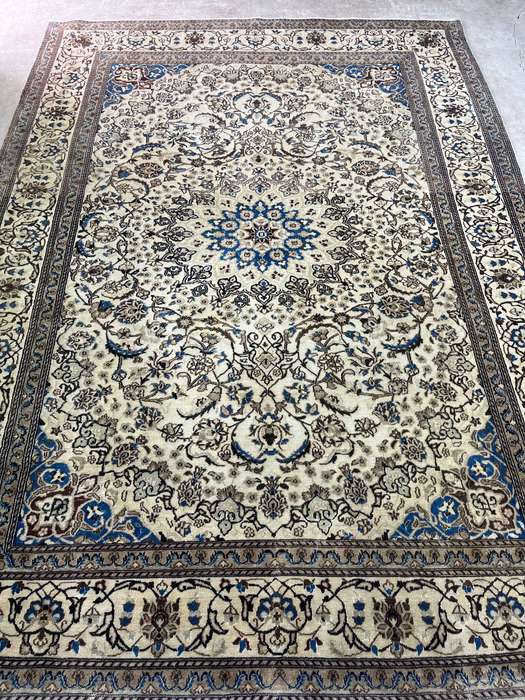 Persian Carpet - Naein 345x250 cm