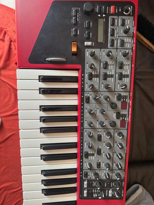 Nord wave synthesizer