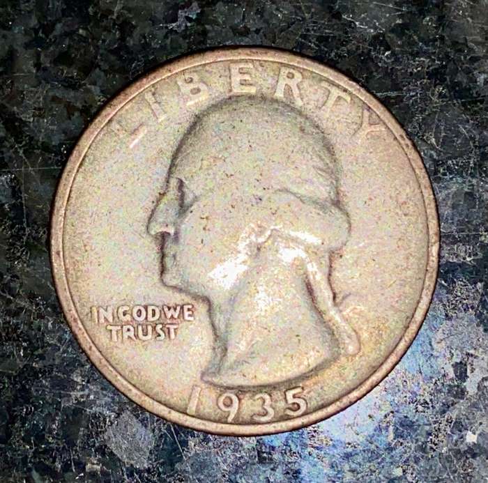 USA 1935 -- 1/4 dollar -- 900 silver