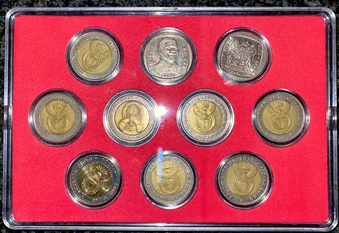 Complete Set Commemorative R5 coins 1994 TO 2021 in Lovely Display Case each coin is in capsule