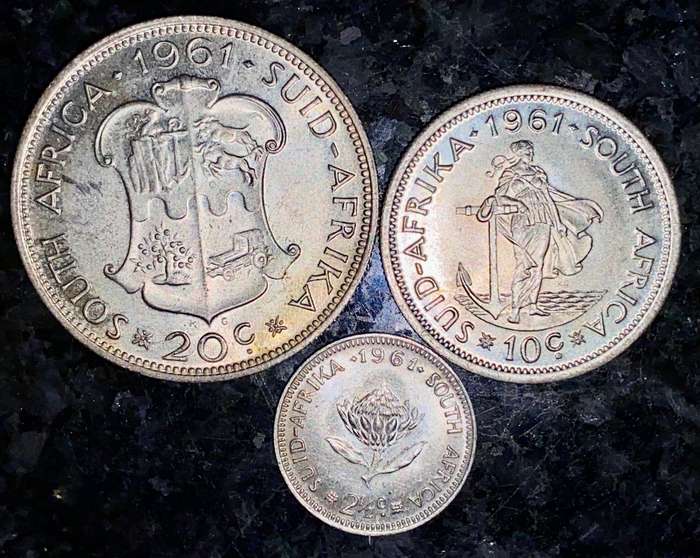 SOUTH AFRICA SILVER SET 20 CENT - 10 CENT & 2 1/2 CENT 1961 -- VERY GOOD CONDITION (1 BID TAKES ALL)
