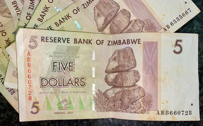 ZIMBABWE 5 DOLLARS 2007 (BID PER NOTE) 8 AVAILABLE