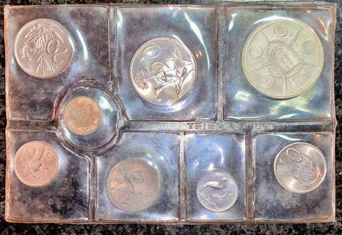 S A MINT UNCIRCULATED SET 1974 --SILVER R1 TO 1/2 CENT - SEALED FROM SA MINT