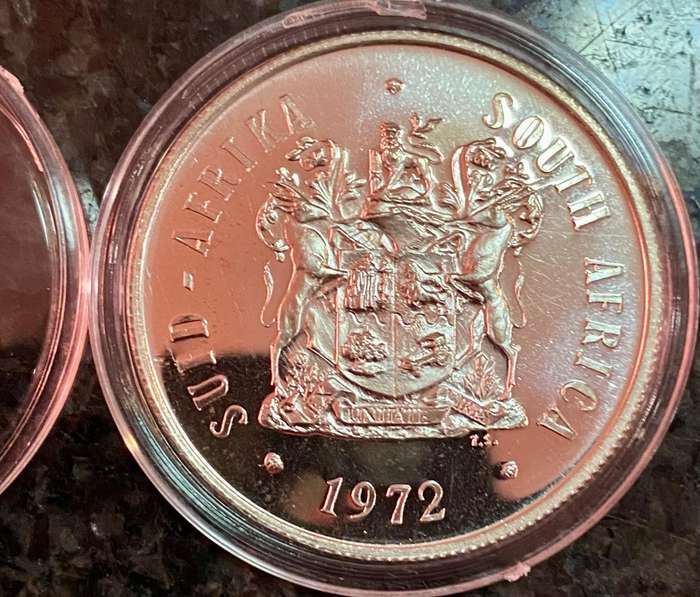 South Africa. Silver Proof R1 -- 1972 in capsule