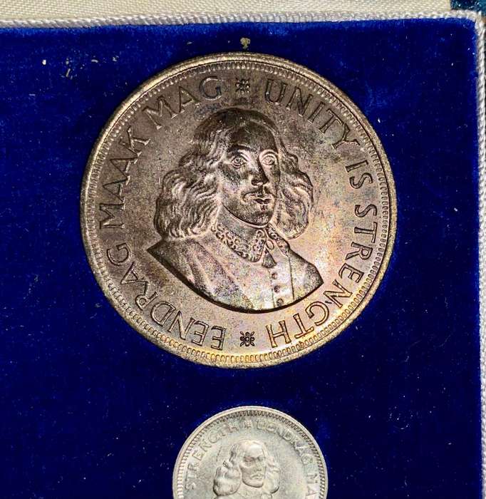 South Africa. 1961 set silver 50 cent to 1/2 cent in long proof box