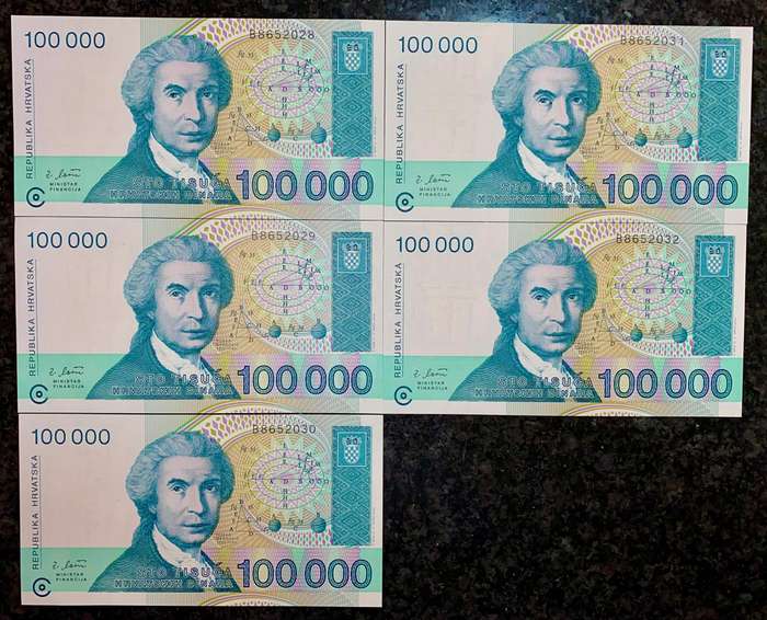 Croatia. 100,000 dinars in sequence B8652032-028 unc 1993 (1 bid takes all)