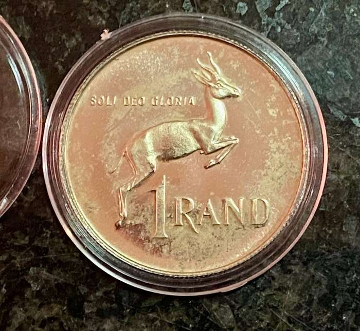 South Africa. Silver Proof R1 -- 1976 in capsule