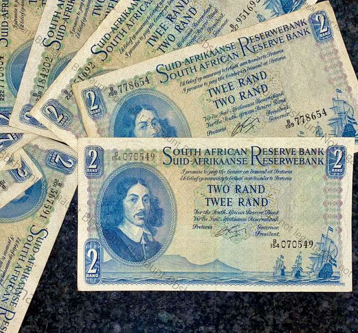 G RISSIK R2 -- 1962 -- 1 ST ISSUE (BID PER NOTE)