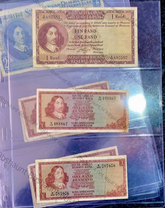 Banknote Stiff Plastic Sleeves - 3 Pocket sleeve (1 bid takes all 5 sleeves) banknotes incl
