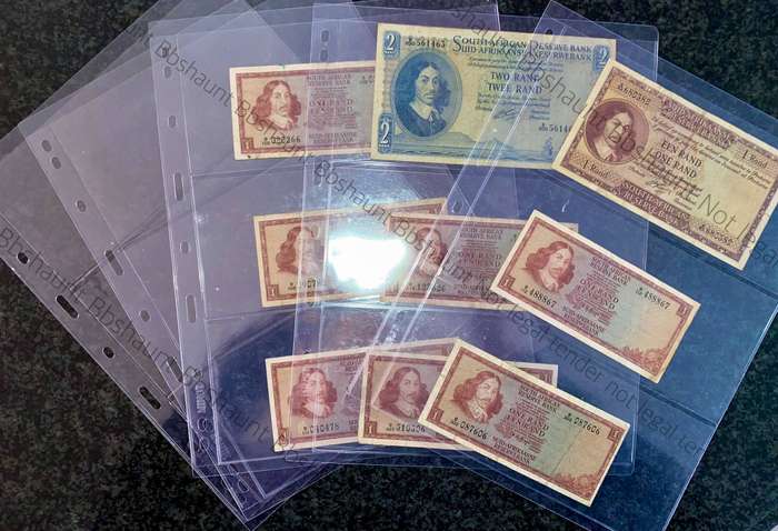 Banknote Stiff Plastic Sleeves - 3 Pocket sleeve (1 bid takes all 5 sleeves) banknotes incl