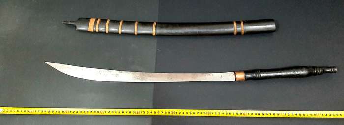 **RARE: Mid-20th Century Burmese 'Dha' Tribal Sword w/ Scabbard(0.97m).**