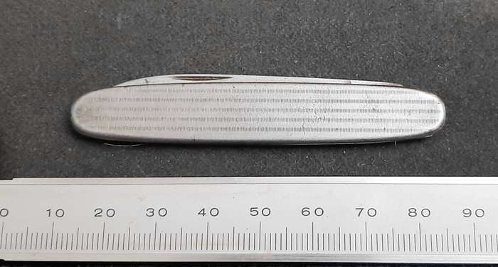 Mid-20th century German export 'Ersatz' steel pocket knife (9cm)