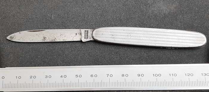 Mid-20th century German export 'Ersatz' steel pocket knife (9cm)