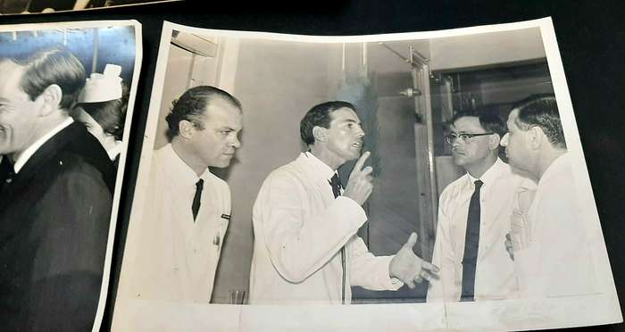 **RARE: 1967/68 Dr. Chris Barnard & Heart Team Press-Release Photograph Lot#2  **