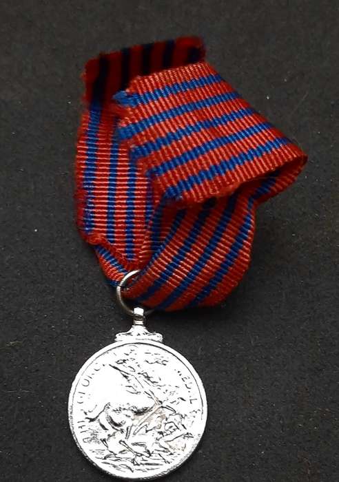 ** WW2 British: Repro. The George Miniature Medal w/ Ribbon. **
