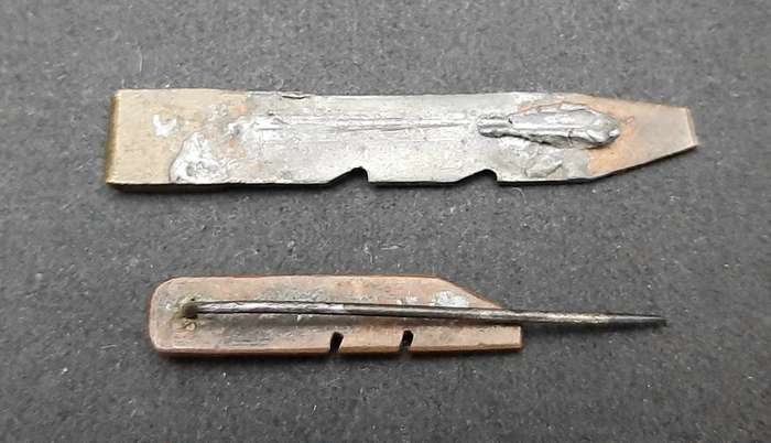 **WW1 : UDF Artillery Shell Trench-Art Tie Pins x2 **