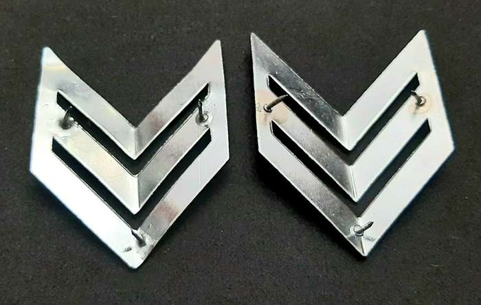 **Border War : 1980s SADF Step-Out Sergeant Metal Rank Chevron Pair ( All Pins)**