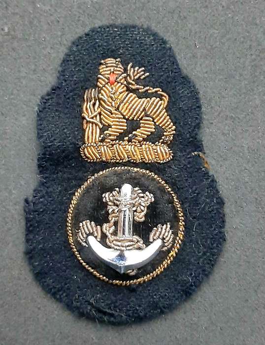 **Border War : 1970s SA Navy Bullion Embroidered Ratings Cap Badge #2**